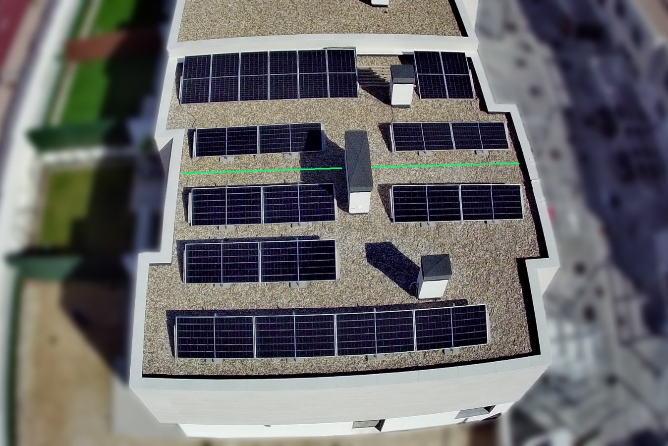 Autoconsumo solar residencial con almacenamiento y wallbox